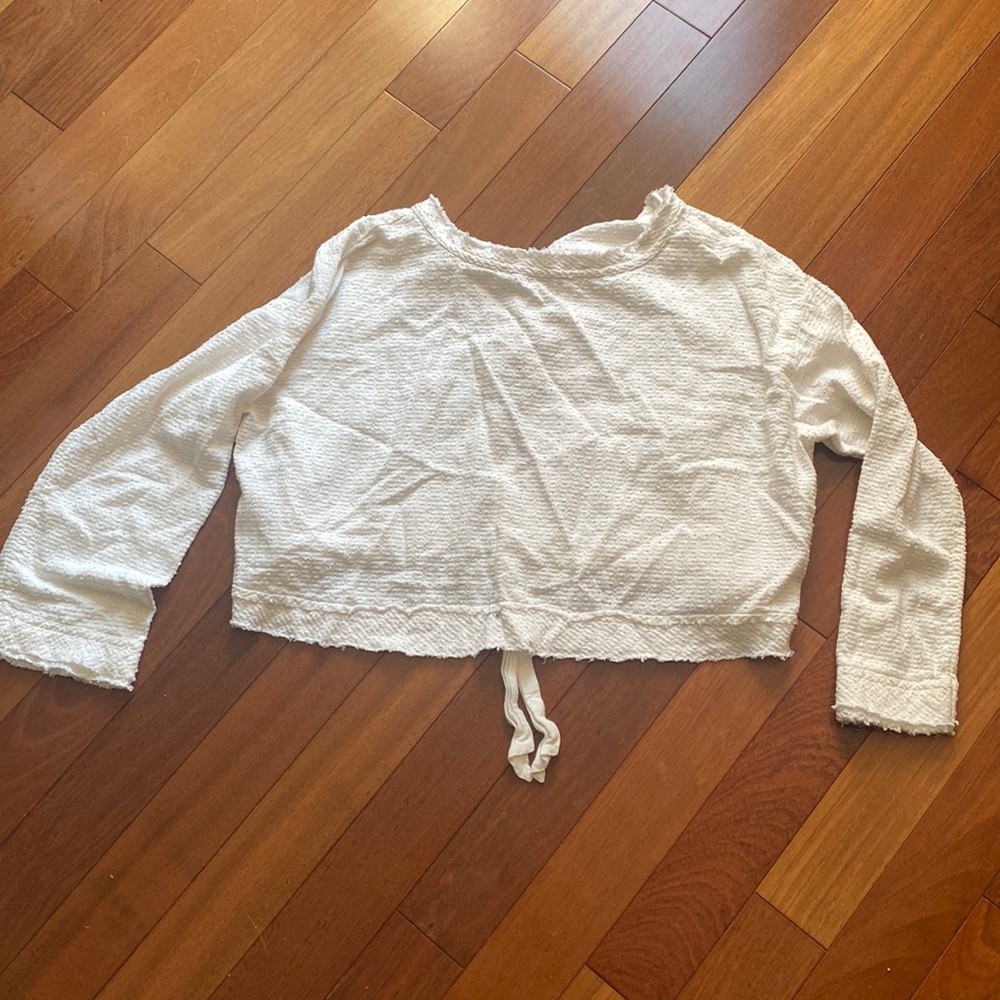 Free People crop sweater - size small